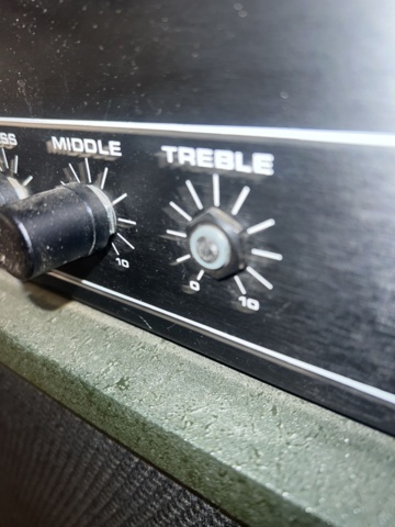 1069543-6 Lem B102 amplifier