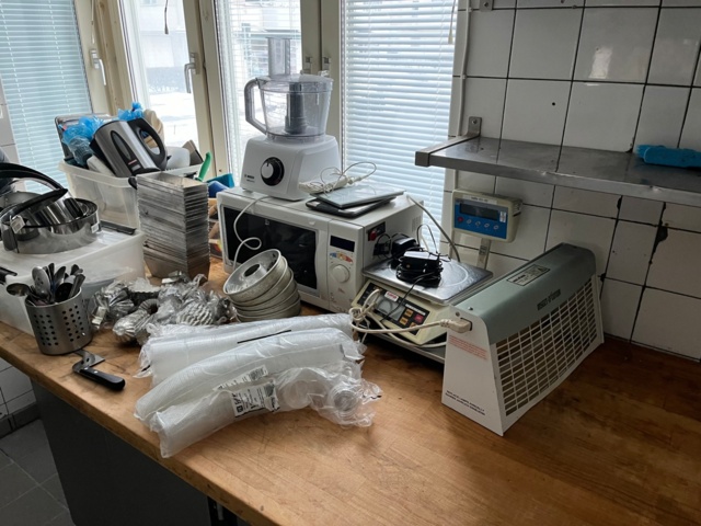 1138585-2 Kitchenware - Kitchen Appliances & Equipment