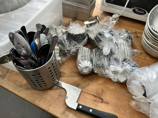 1138585-5 Kitchenware - Kitchen Appliances & Equipment