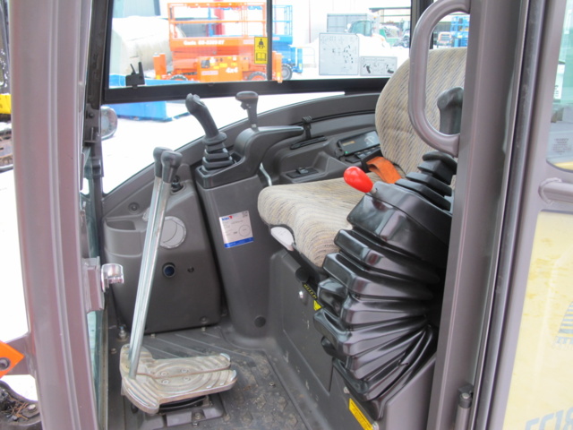 636846-24 Volvo Tracked Excavator