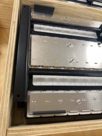 1116892-7 Battery cell modules for vehicle batteries