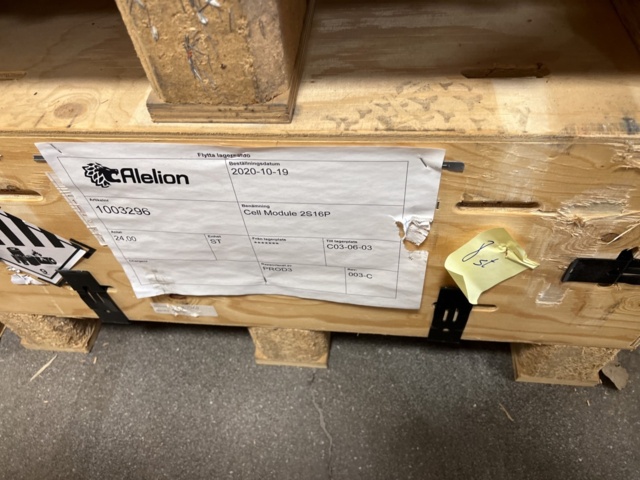 1116892-18 Battery cell modules for vehicle batteries