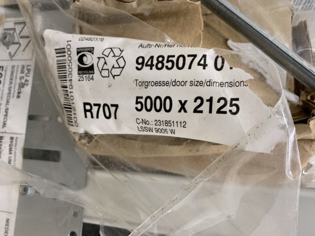 1065385-6 Garage door Hörmann LPU 42 with S-Sicke