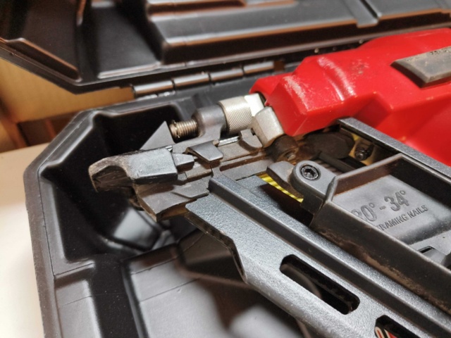 1128831-4 Spikpistol Milwaukee M18FFN