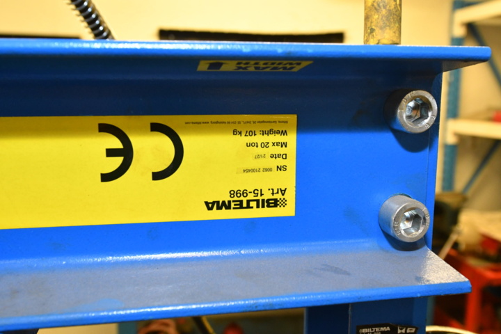 1138938-2 Workshop press