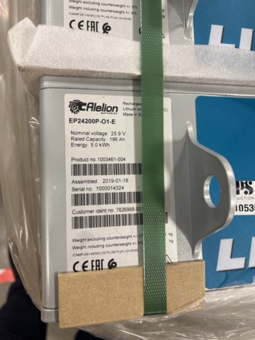 1053034-3 Truck batteries Alelion 8pcs 25.9V/196Ah/5.0kWh