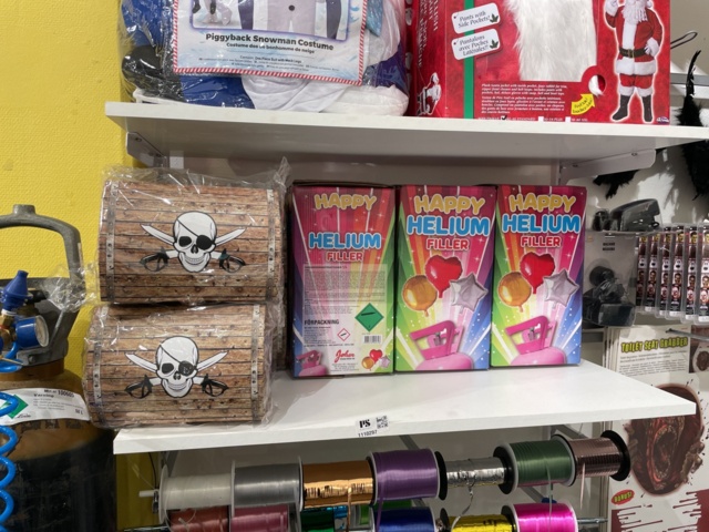 1110297-7 Everything in the Corner - Masquerade Costumes & Party Accessories