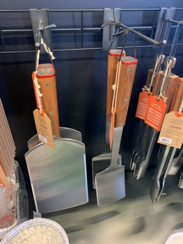 881165-5 Traeger party accessories