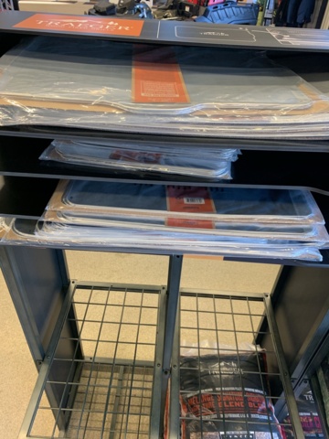 881165-20 Traeger party accessories