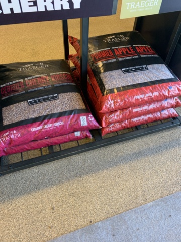 881165-22 Traeger party accessories