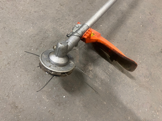 1139013-5 Grass trimmer Husqvarna 325LD