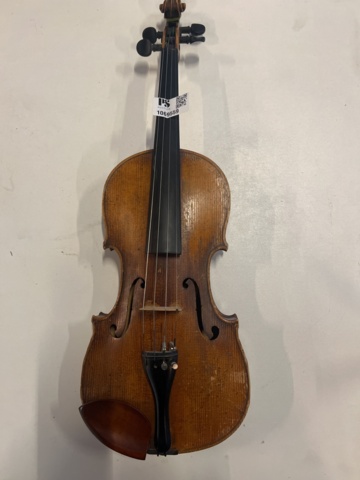 1069559-1 Older violin