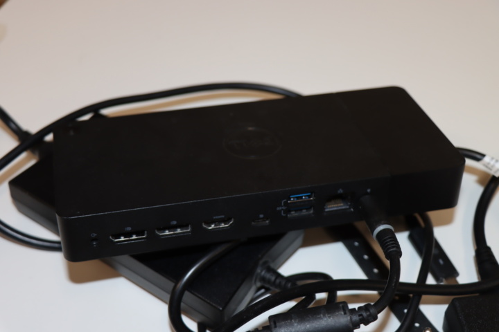 1034349-5 Dell docking station + Dell Displaylink