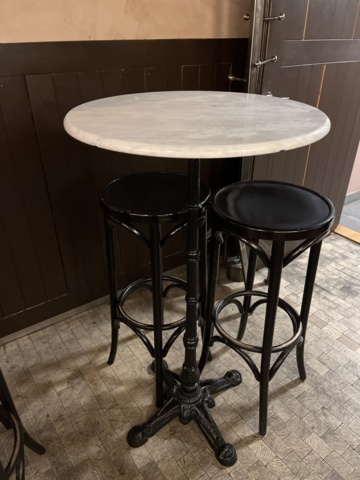 1131669-2 3st Runda Barbord med marmorskiva & 9st Barpallar