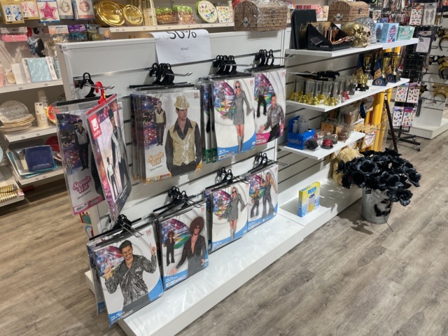 1110308-1 Party with Masquerade Equipment & Party Accessories