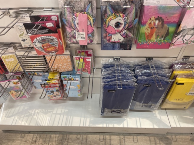 1110308-7 Party with Masquerade Equipment & Party Accessories