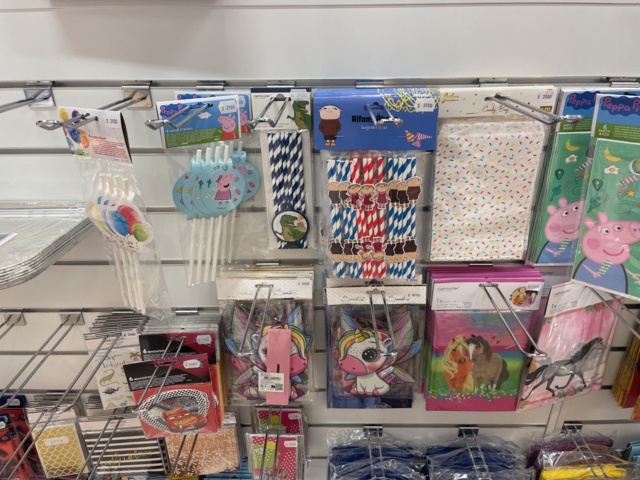 1110308-8 Party with Masquerade Equipment & Party Accessories