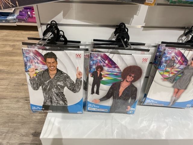 1110308-23 Party with Masquerade Equipment & Party Accessories