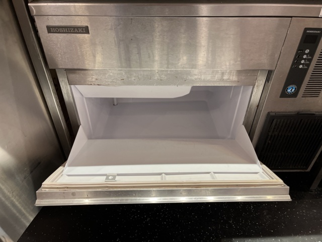 1131698-3 Ice machine Air cooled - Hoshizaki IM-100CNE-HC