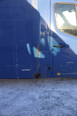 1139208-18 Renault Master Chassi Cab 3.5 T 2.3 dCi - 2011