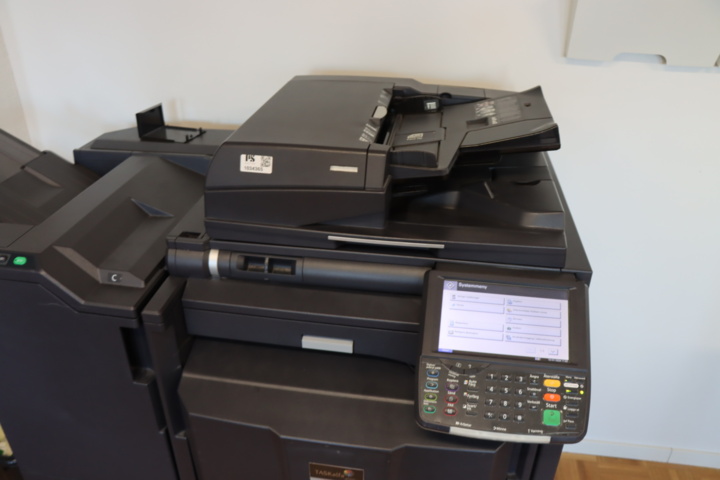 1034365-8 Printer with sorter Kyocera TASKalfa 4550ci
