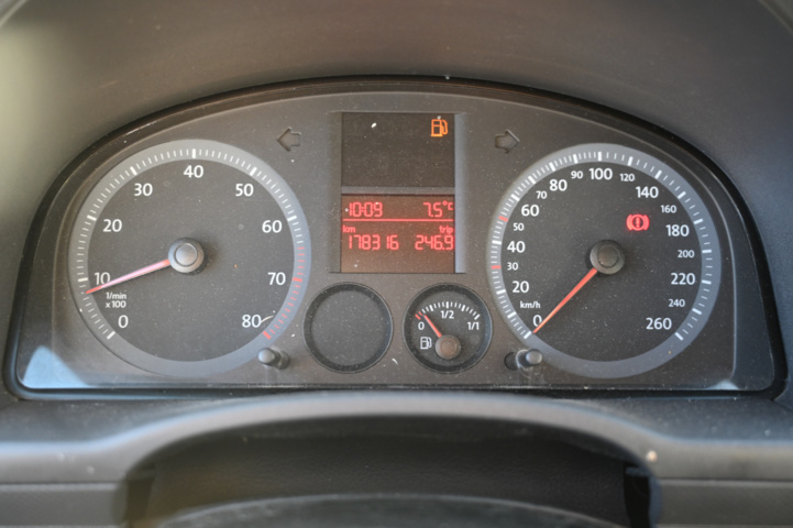 1115456-12 Volkswagen Caddy Combi 1.4 Manual, 75hp, 2005