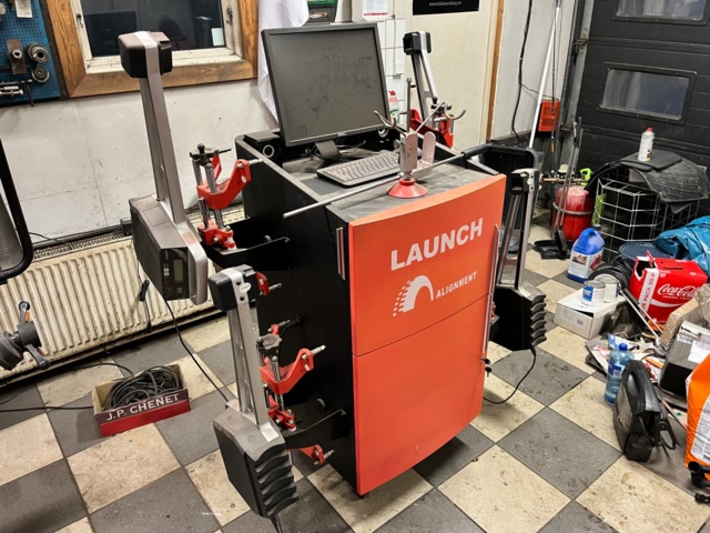 1139232-1 Wheel alignment machine Launch X-631 - 2011