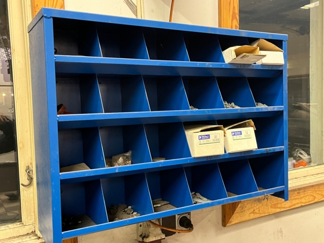 1139235-1 Shelf with Balancing Weights