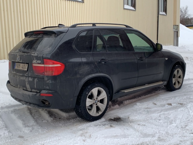 1065392-5 BMW X5 xDrive30d -2009
