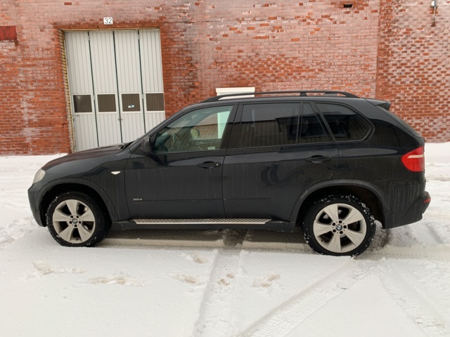 1065392-8 BMW X5 xDrive30d -2009