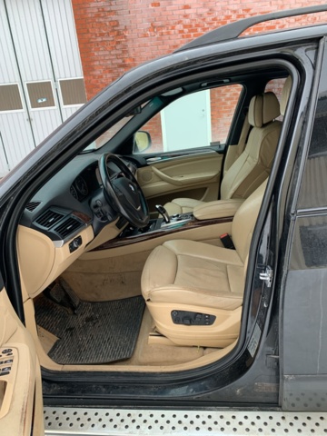 1065392-23 BMW X5 xDrive30d -2009