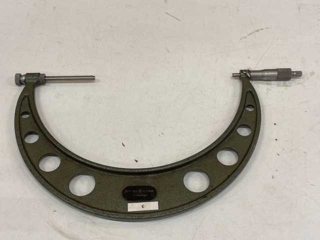 999069-10 5 micrometers