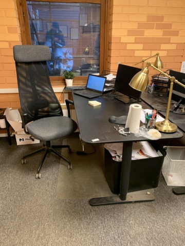 1065421-1 Office Space - Raised & Retractable Desk & Office Chair