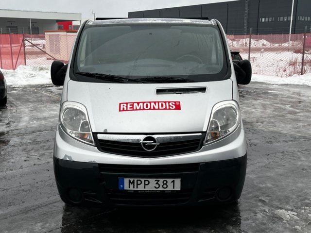 1142004-9 Opel Vivaro Van 2.9t 2.0 CDTI - 2011