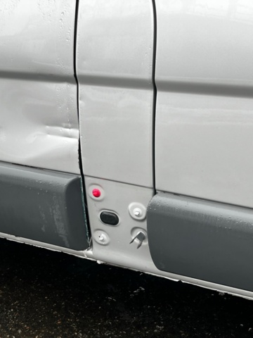 1142004-26 Opel Vivaro Van 2.9t 2.0 CDTI - 2011