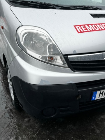 1142004-31 Opel Vivaro Van 2.9t 2.0 CDTI - 2011