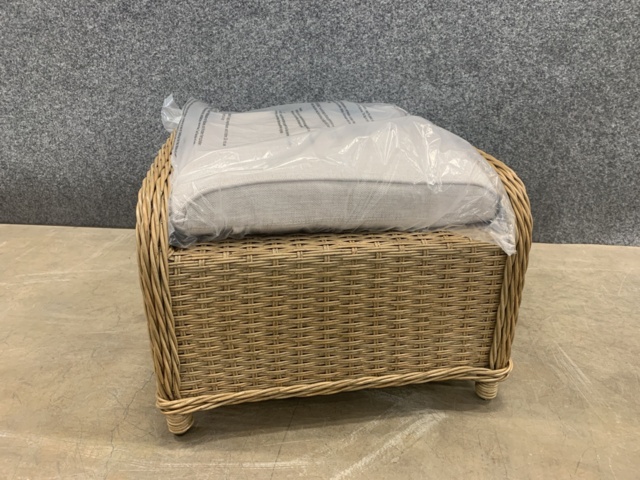 1141953-2 Armchair & footstool Cello Varberg, Beige