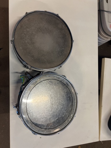 1069567-9 Drums and drum skin
