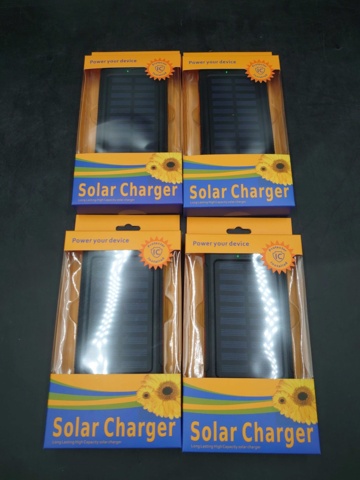 1142153-2 4 pcs power bank, 10000 mAh, flashlight - Shipping included