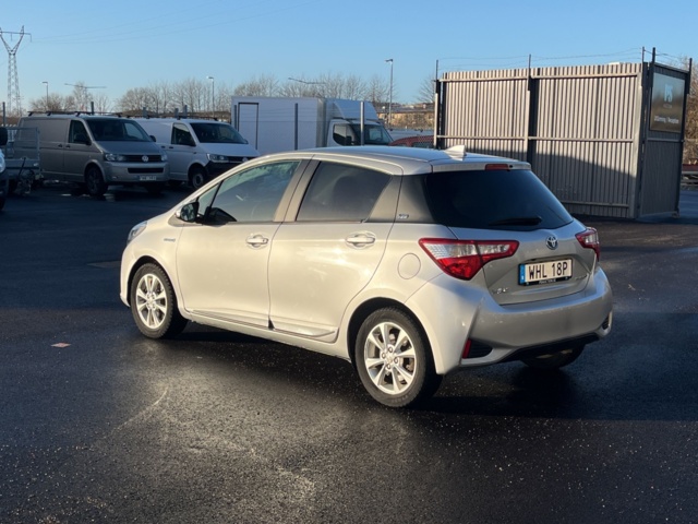 1051482-7 Toyota Yaris Hybrid e-CVT - 2019