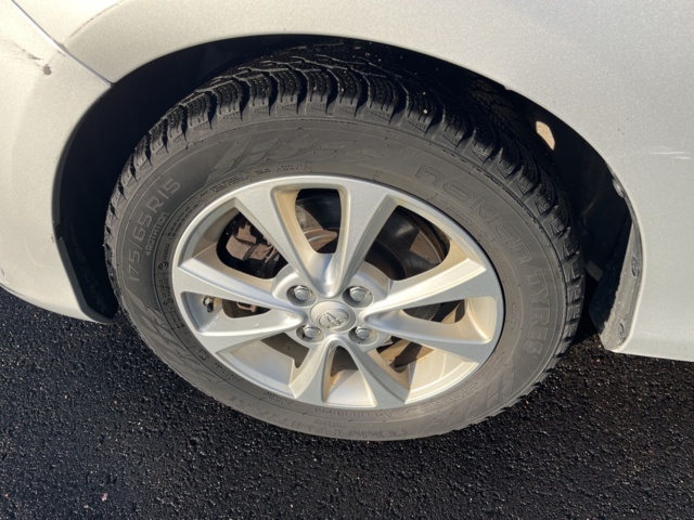 1051482-9 Toyota Yaris Hybrid e-CVT - 2019