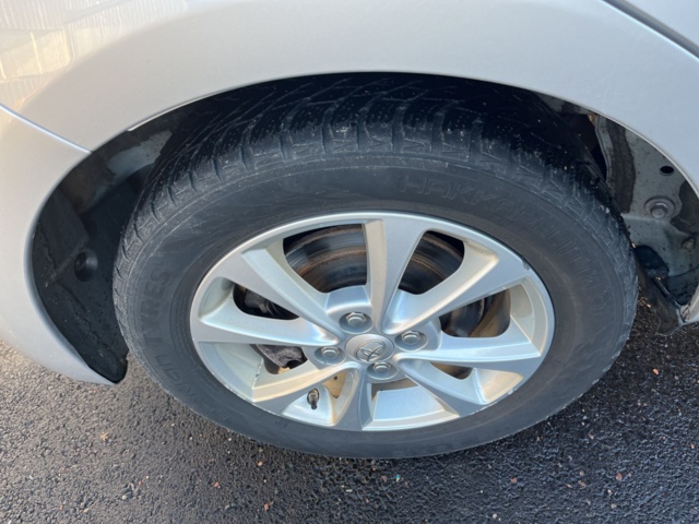 1051482-11 Toyota Yaris Hybrid e-CVT - 2019