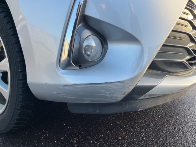 1051482-17 Toyota Yaris Hybrid e-CVT - 2019