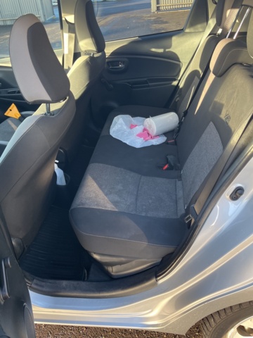 1051482-36 Toyota Yaris Hybrid e-CVT - 2019