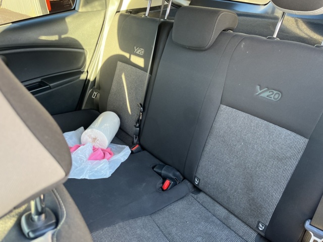 1051482-37 Toyota Yaris Hybrid e-CVT - 2019