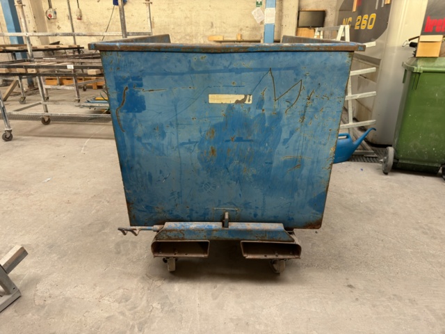 7163-028-4 Tipp container