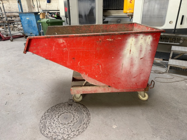 7163-031-4 Tipp container