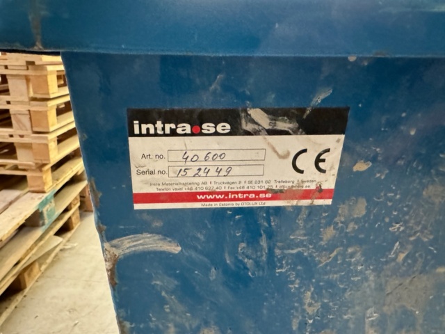 7163-032-3 Tipp container