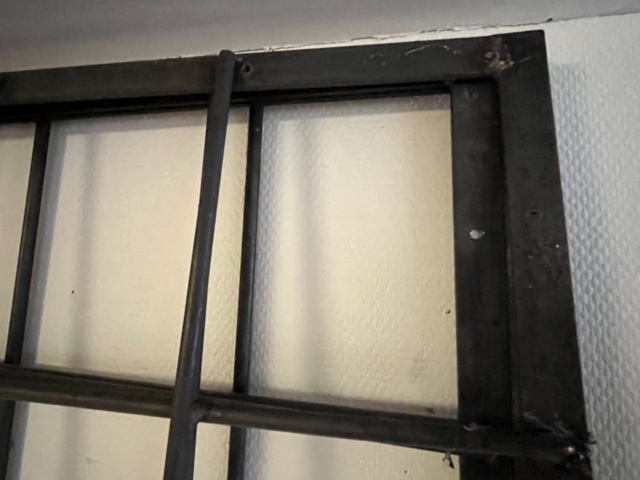 1141998-8 Burglar grille 3 pcs