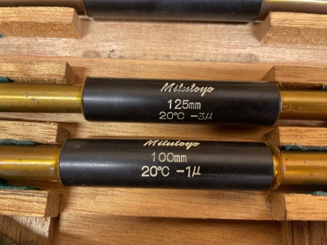 999088-5 5 micrometers